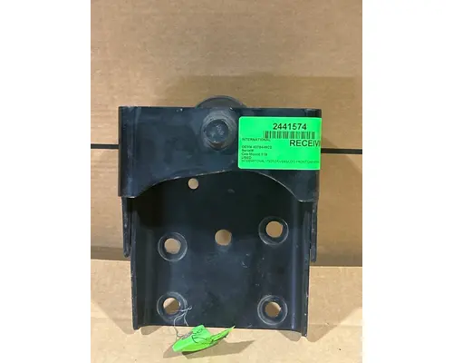 INTERNATIONAL LT625 Cab Mount 119