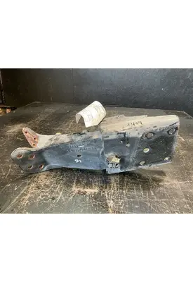 INTERNATIONAL LT625 Cab Mount Bracket