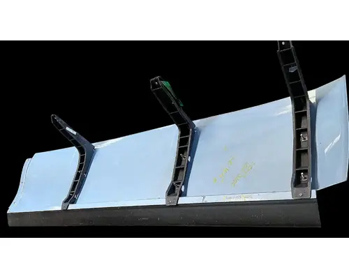 INTERNATIONAL LT625 CabSleeper Fairing