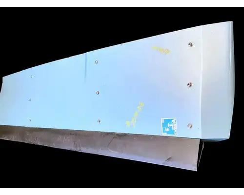 INTERNATIONAL LT625 CabSleeper Fairing