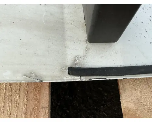 INTERNATIONAL LT625 CabSleeper Fairing