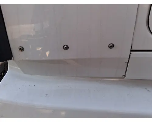 INTERNATIONAL LT625 CabSleeper Fairing