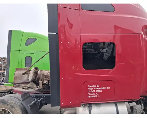 INTERNATIONAL LT625 CabSleeper Fairing