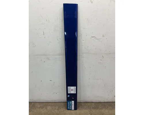 INTERNATIONAL LT625 Cab