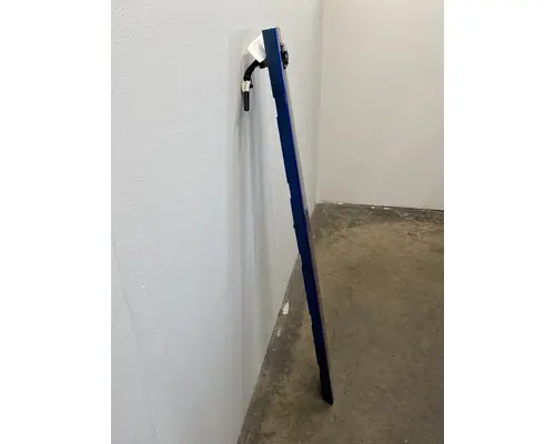 INTERNATIONAL LT625 Cab