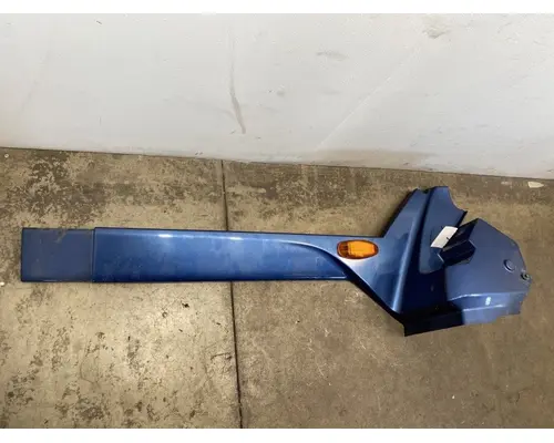 INTERNATIONAL LT625 Cab