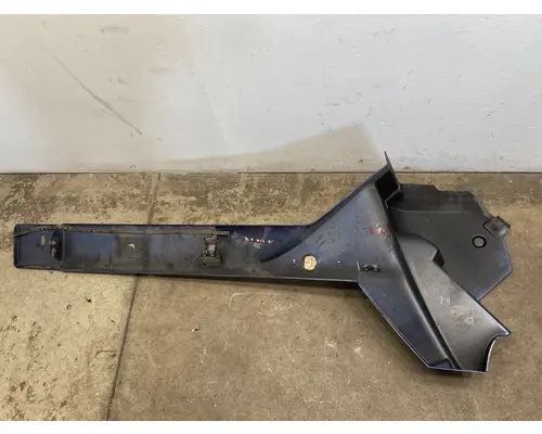 INTERNATIONAL LT625 Cab