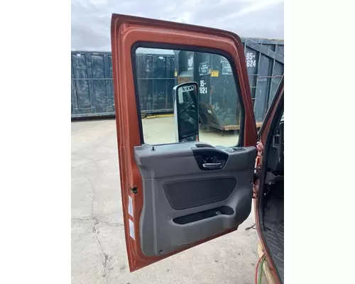 INTERNATIONAL LT625 Cab