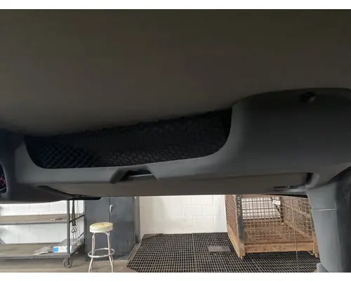 INTERNATIONAL LT625 Cab