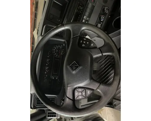 INTERNATIONAL LT625 Cab