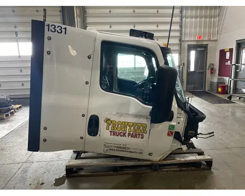 INTERNATIONAL LT625 Cab