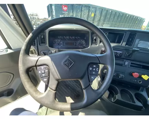 INTERNATIONAL LT625 Cab