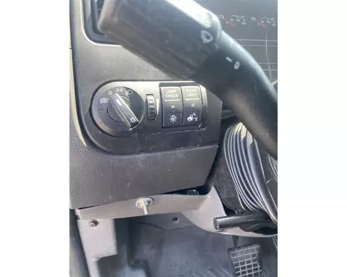 INTERNATIONAL LT625 Cab