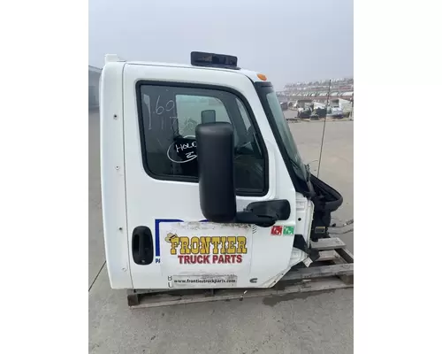 INTERNATIONAL LT625 Cab