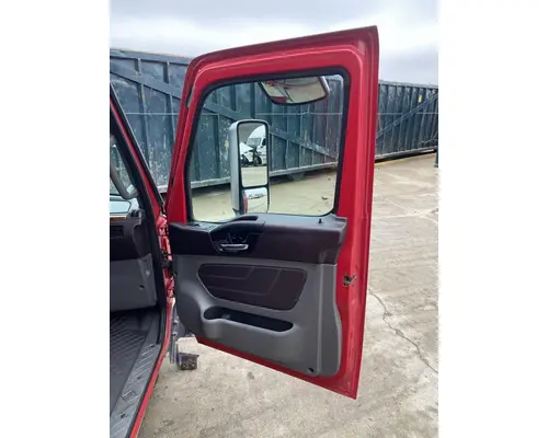 INTERNATIONAL LT625 Cab