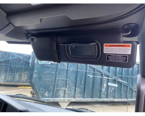 INTERNATIONAL LT625 Cab