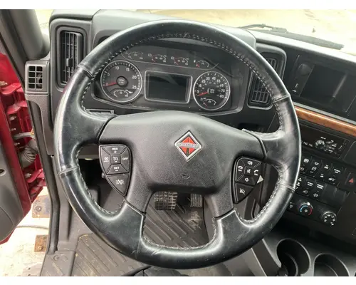 INTERNATIONAL LT625 Cab