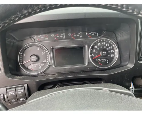 INTERNATIONAL LT625 Cab