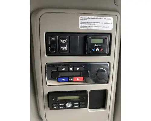 INTERNATIONAL LT625 Cab