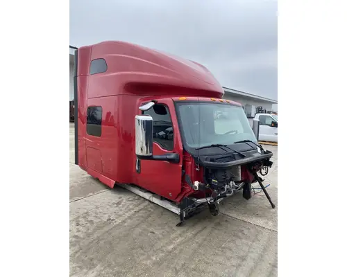 INTERNATIONAL LT625 Cab