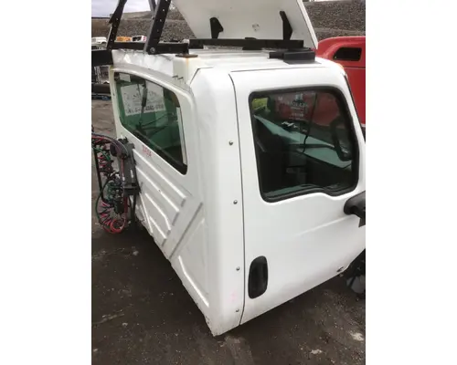 INTERNATIONAL LT625 Cab