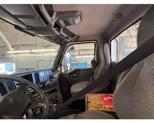 INTERNATIONAL LT625 Cab