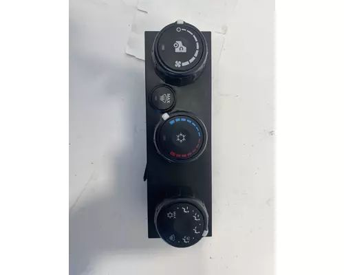 INTERNATIONAL LT625 Climate Control