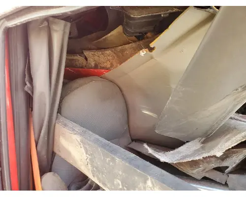 INTERNATIONAL LT625 Complete Vehicle