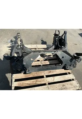 INTERNATIONAL LT625 Crossmember