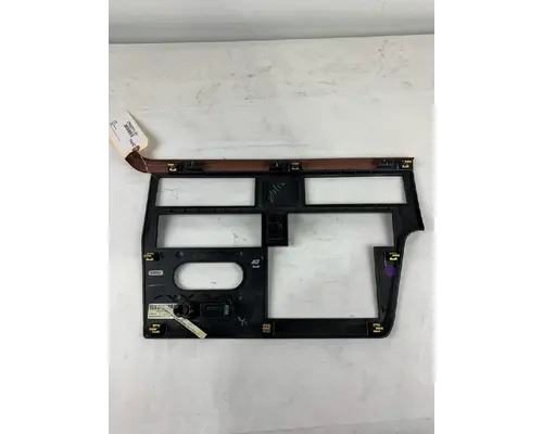 INTERNATIONAL LT625 DASH PANEL