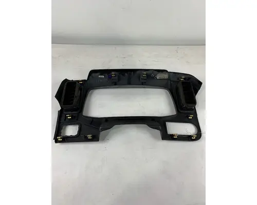 INTERNATIONAL LT625 DASH PANEL