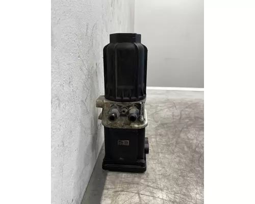 INTERNATIONAL LT625 DEF Pump