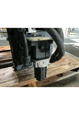 INTERNATIONAL LT625 DEF Pump