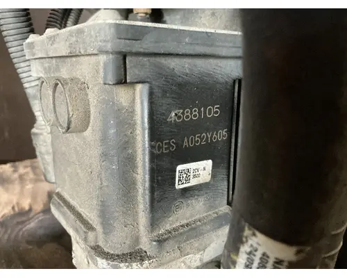 INTERNATIONAL LT625 DEF Pump