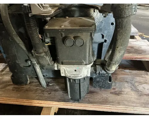 INTERNATIONAL LT625 DEF Pump