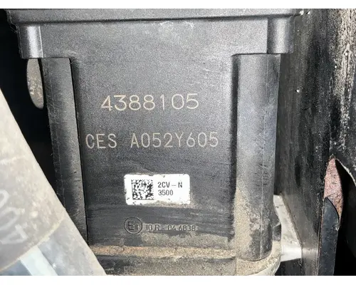 INTERNATIONAL LT625 DEF Pump