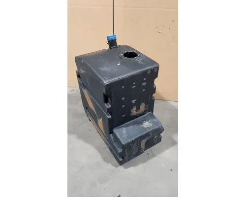 INTERNATIONAL LT625 DEF Tank