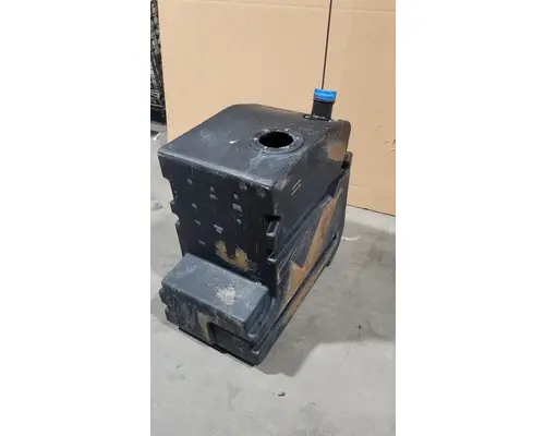 INTERNATIONAL LT625 DEF Tank