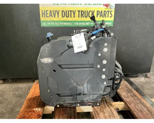 INTERNATIONAL LT625 DEF Tank