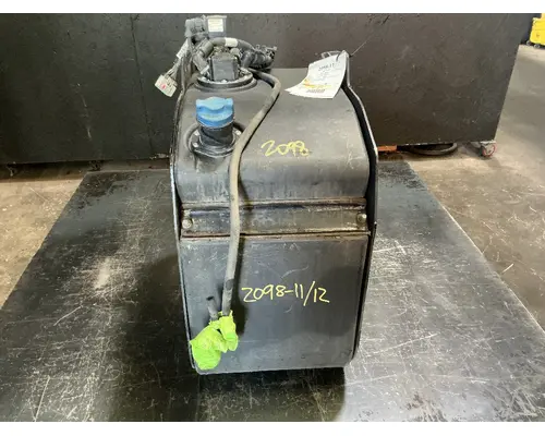 INTERNATIONAL LT625 DEF Tank