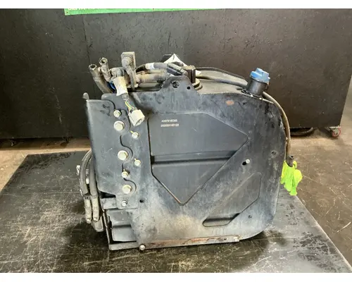 INTERNATIONAL LT625 DEF Tank