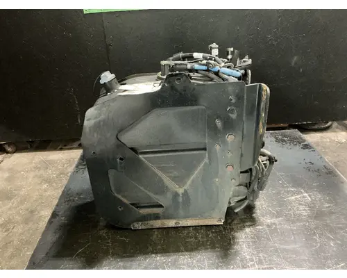 INTERNATIONAL LT625 DEF Tank