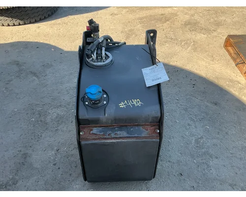 INTERNATIONAL LT625 DEF Tank