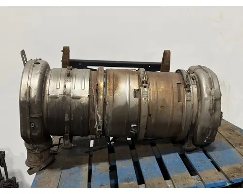 INTERNATIONAL LT625 DPF (Diesel Particulate Filter)