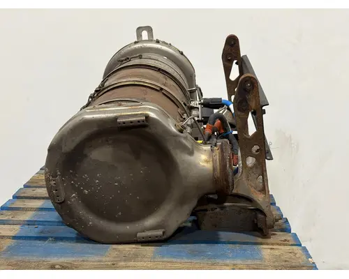 INTERNATIONAL LT625 DPF (Diesel Particulate Filter)