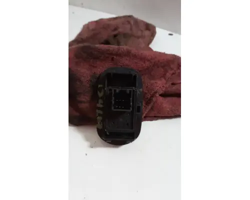 INTERNATIONAL LT625 Dash  Console Switch