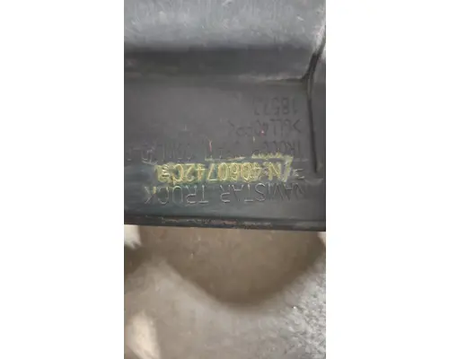 INTERNATIONAL LT625 Dash  Console Switch