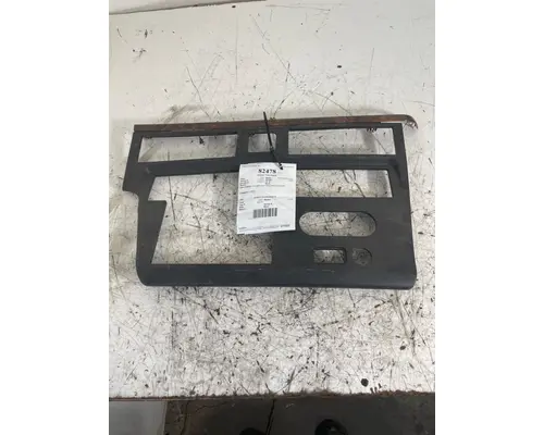 INTERNATIONAL LT625 Dash  Console Switch