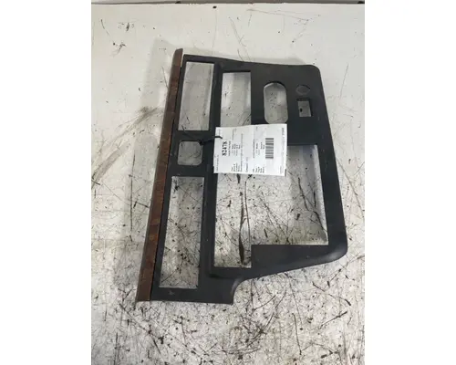 INTERNATIONAL LT625 Dash  Console Switch