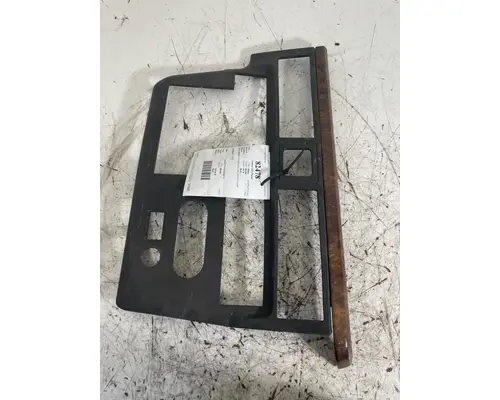 INTERNATIONAL LT625 Dash  Console Switch